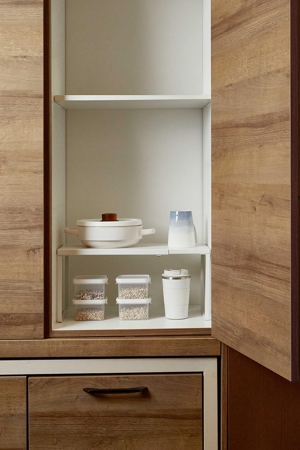 White Expandable Metal Cabinet Shelf Organizer B55033