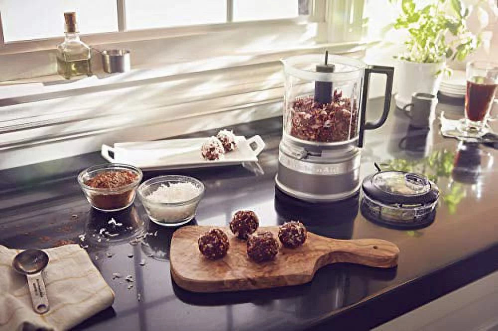 5 Cup Food Chopper Contour Silver P629244