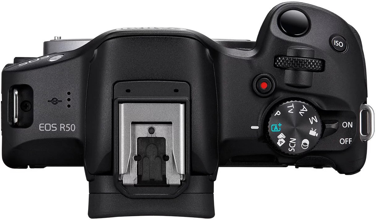 4K Video Mirrorless Camera with RF-S 18-45mm Lens and 20 Accessories G57667