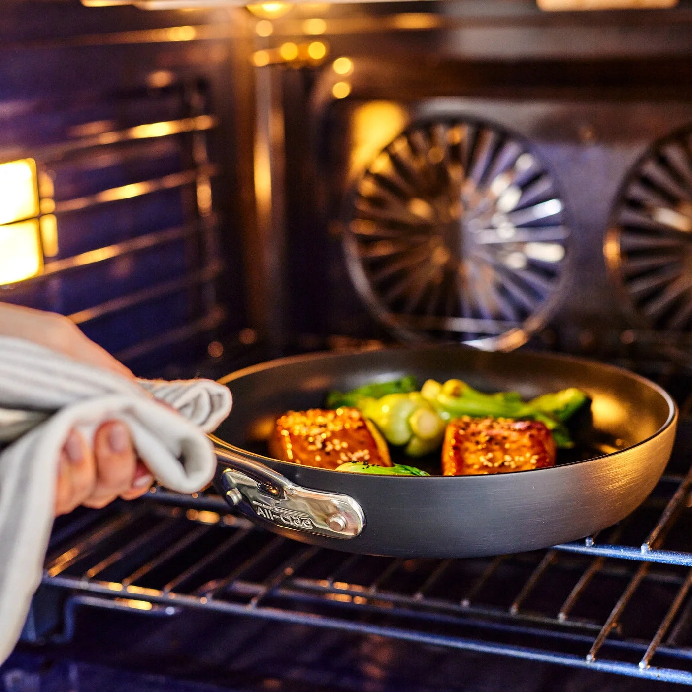 3 Piece Hard-Anodized Fry Pan Set N8412