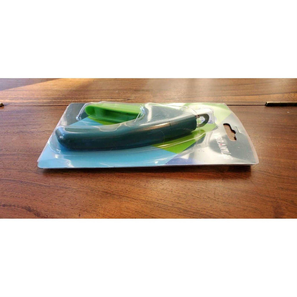 Small Dog Nail Clipper B69523