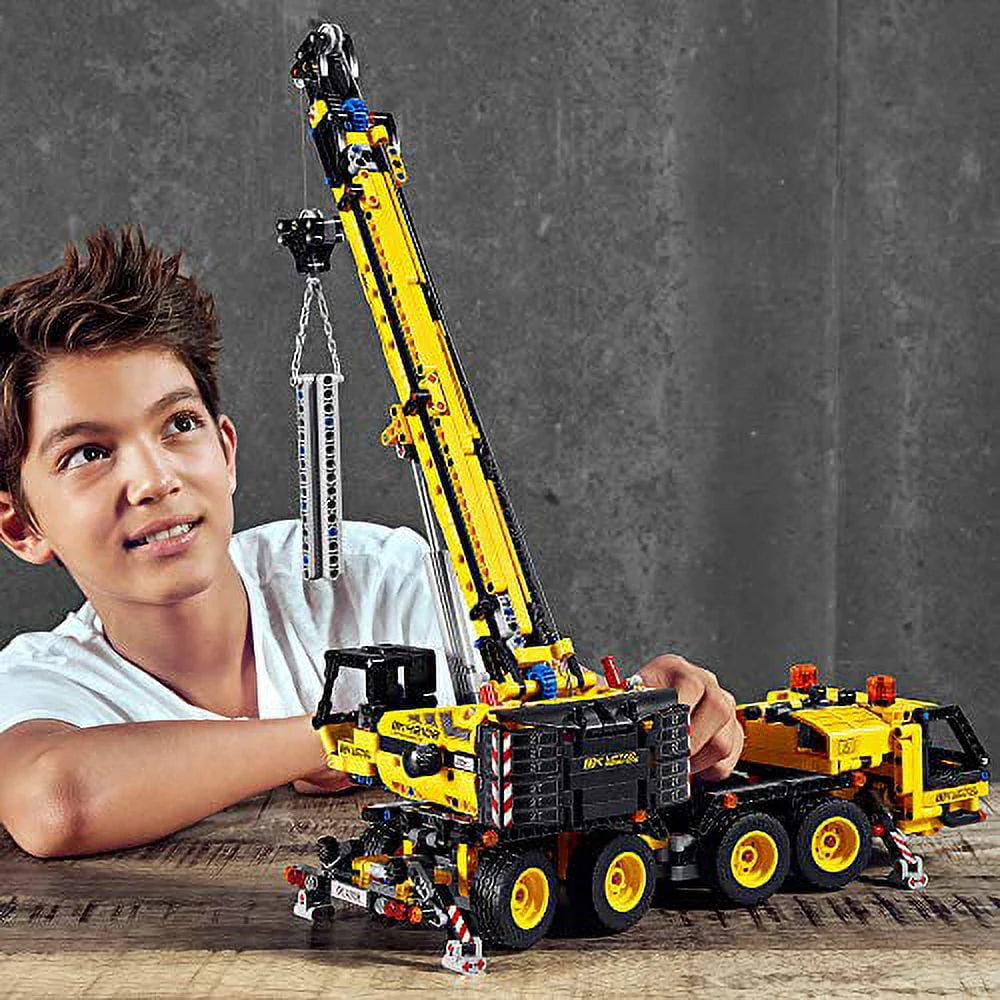 LEGO Technic Mobile Crane G595